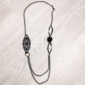 Elegant Black Chain Necklace